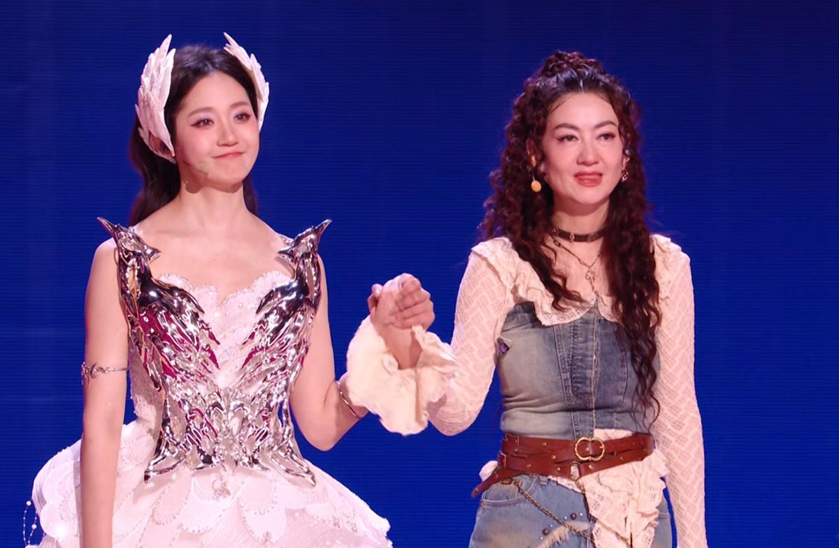 乐鱼app下载-陶昕然者来女被淘汰，她们的坦荡和体面，折射了《浪姐7》的不堪