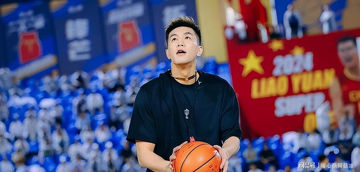 乐鱼官方网站-被骗千万传闻真相大白仅1天,郭艾伦又出大动作,牵连周深太意外